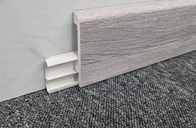 Напольный плинтус Winart HDPS 80 мм 015 Дуб Венеция (80х20х2000 мм), 1 п.м.