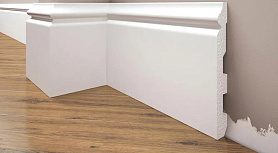 Плинтус Elegance Cezar LPC24 136мм х 16,8мм, 1 м.п.