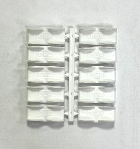 Соединители универсальные для прямых и угловых стыков к плинтусу ИДЕАЛ Дюра (в упак. - 10 шт, на 5 соединений)